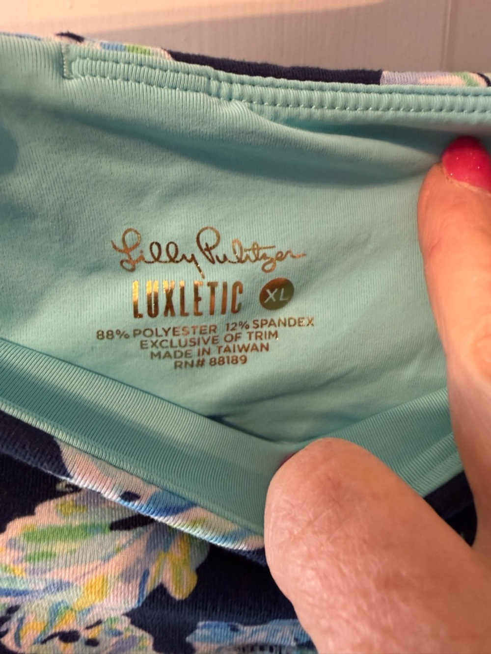 Lilly Pulitzer Navy, Aqua & Pink Floral Capri Leggings NWOT - Picture 7 of 10